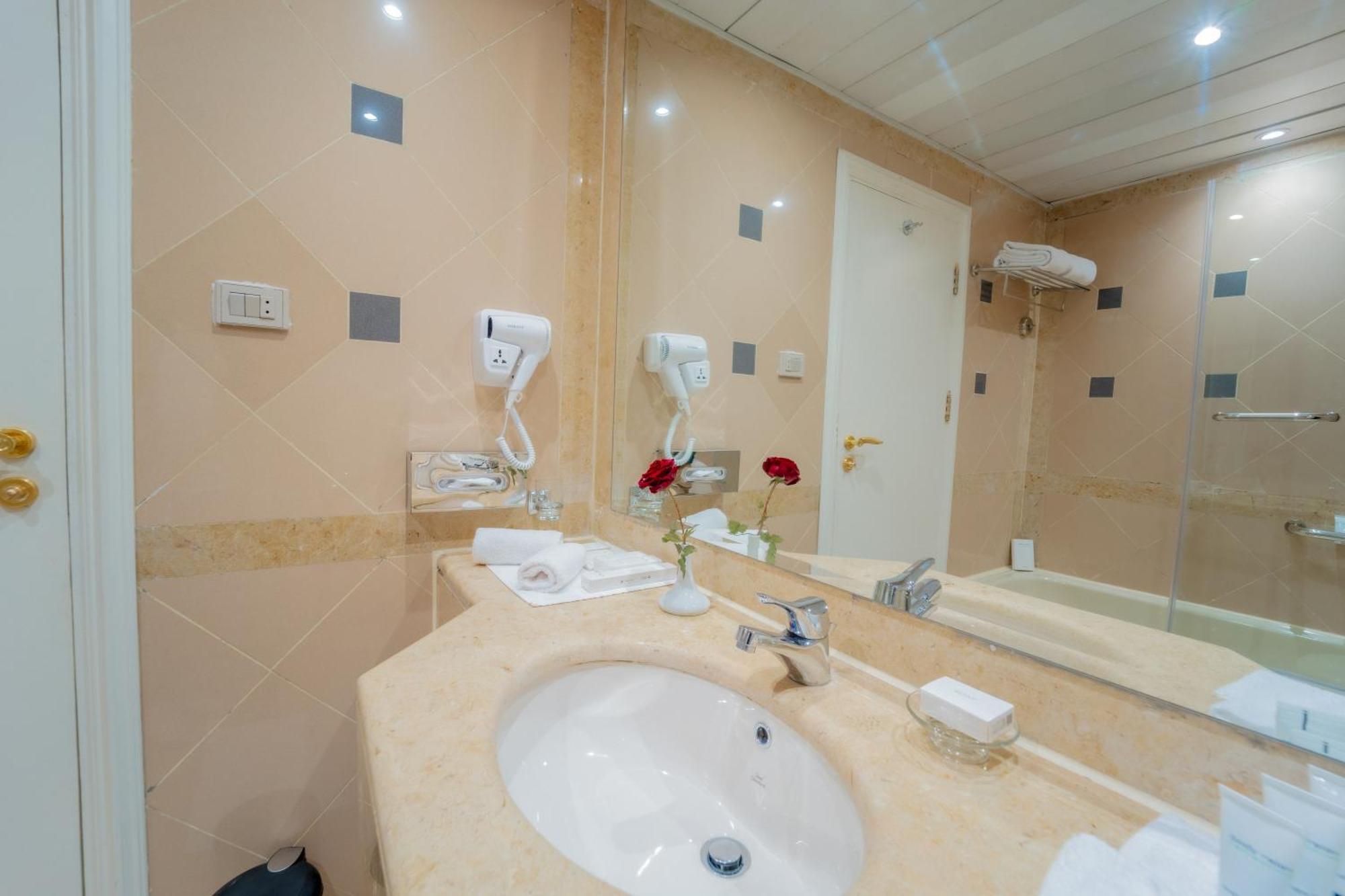 The Temple Hotel & Spa Луксор Экстерьер фото
